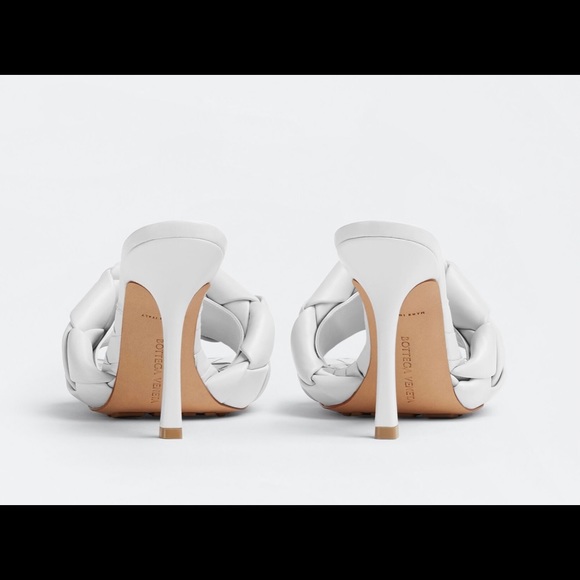 White bottega Veneta lido heels - Picture 5 of 7